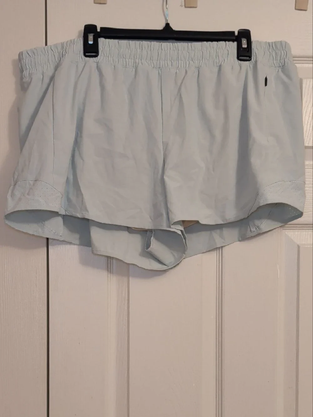 CALIA by Carrie Underwood Pale Blue Infinity Athletic Shorts NWT